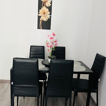 Anettlak Apartman Szeged Kültér fotó