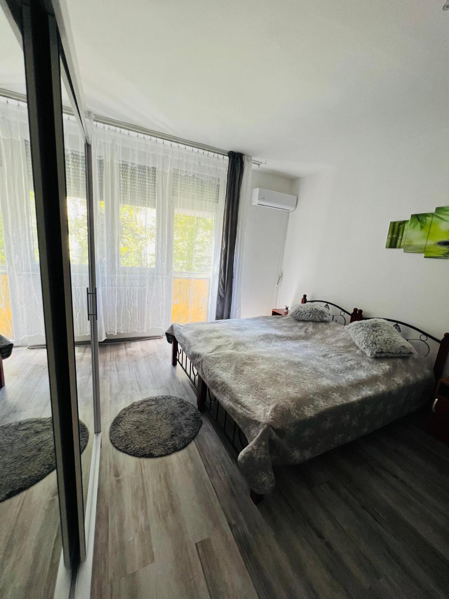 Anettlak Apartman Szeged Kültér fotó